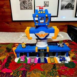 Super Wings Global Airport w/ 5 Characters